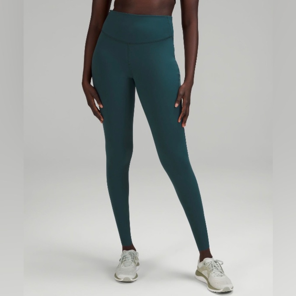 Lululemon Base Pace High Rise Running Tight 28’’